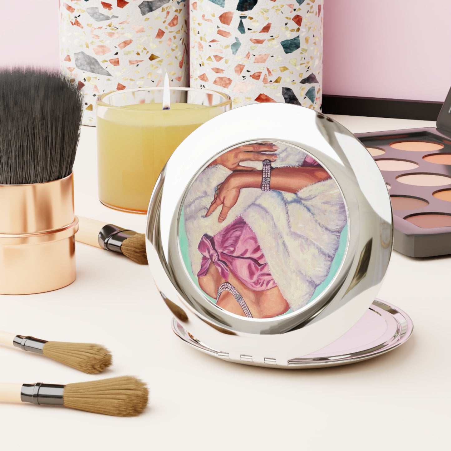 Gracefully, Compact Travel Mirror